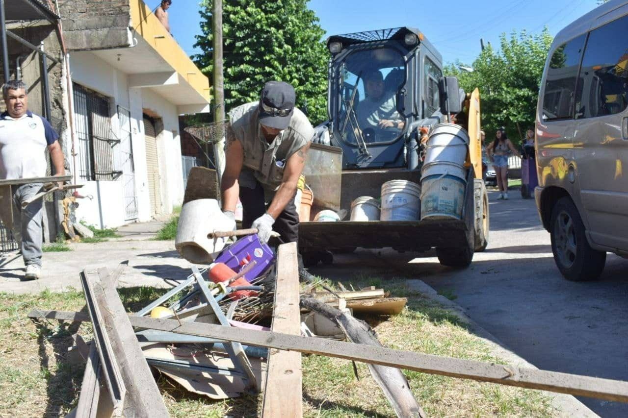 Intenso Operativo Para Evitar Microbasurales Quilmes En Red